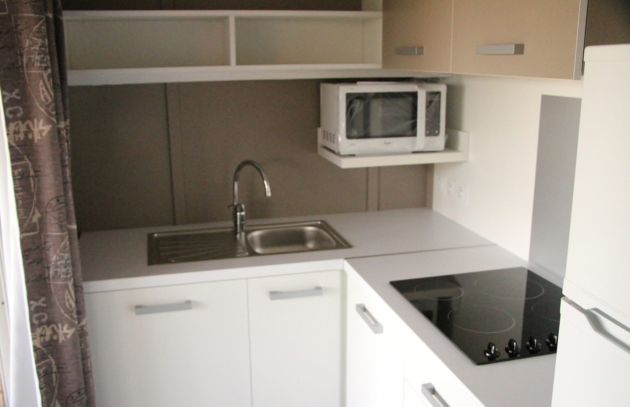 camping-chalet-amandiers-collioure