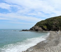 plage de galet Camping Les Amandiers